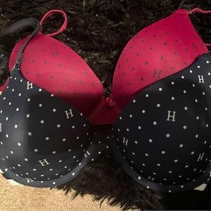 34B Tommy Hilfiger bra set